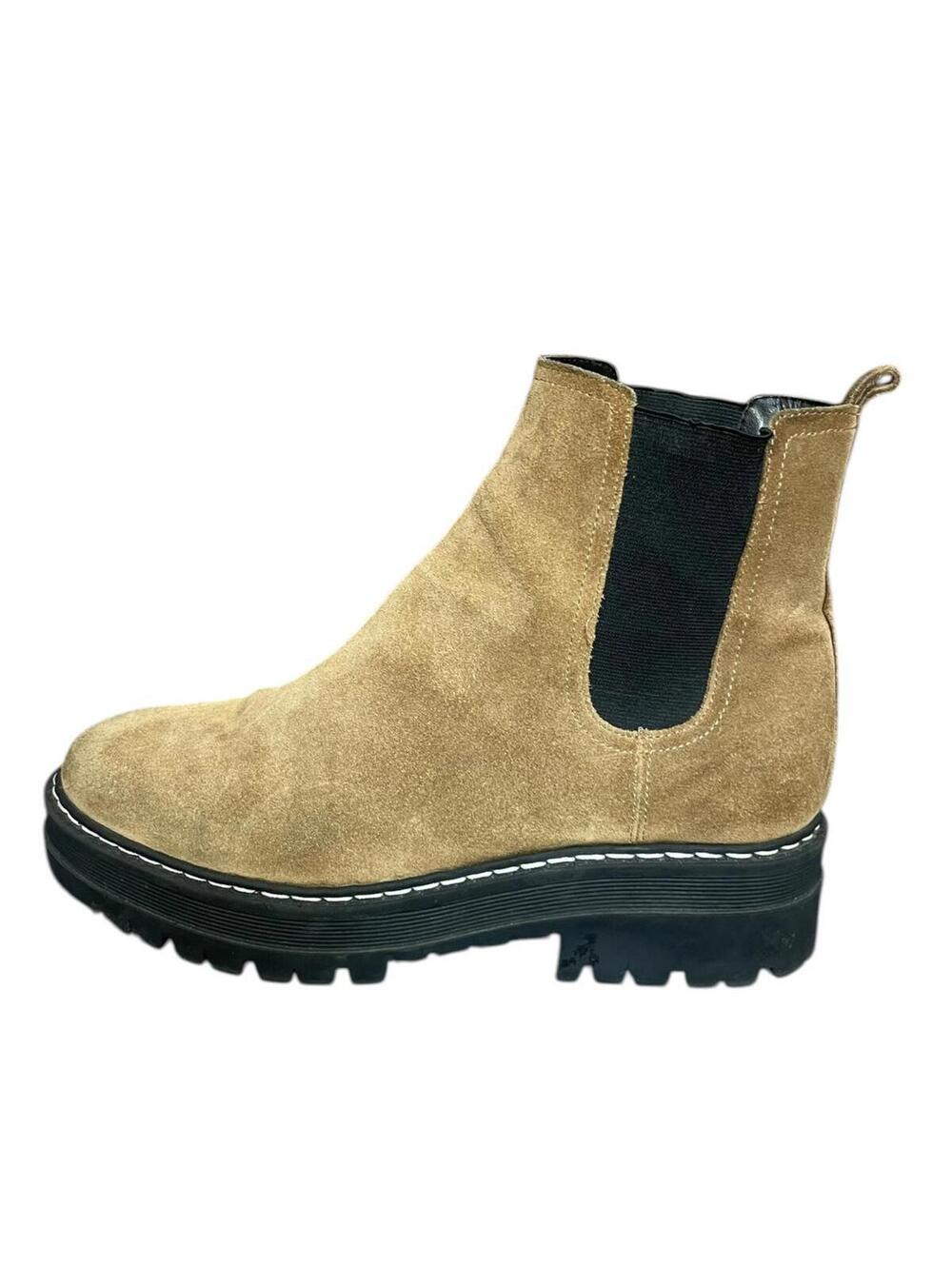 Marc Fisher Padmia Lug Sole Chelsea Boot 9.5M
